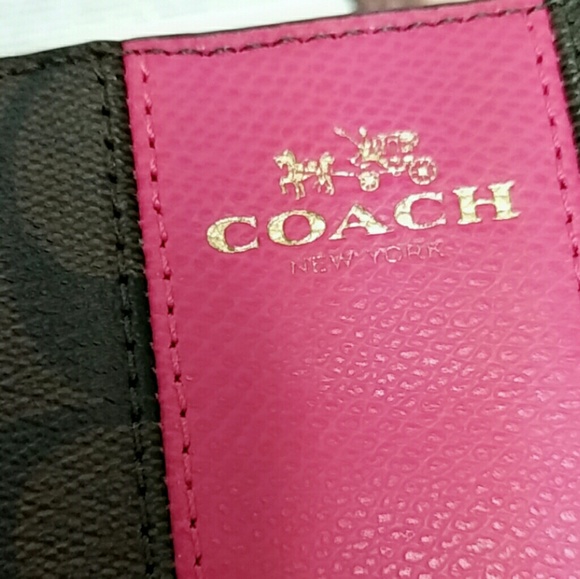 Coach Signature w Leather Trim Corner Zip Wristlet - Picture 5 of 5